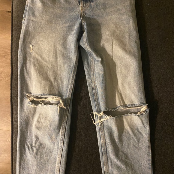 Jean - Picture 4 of 4